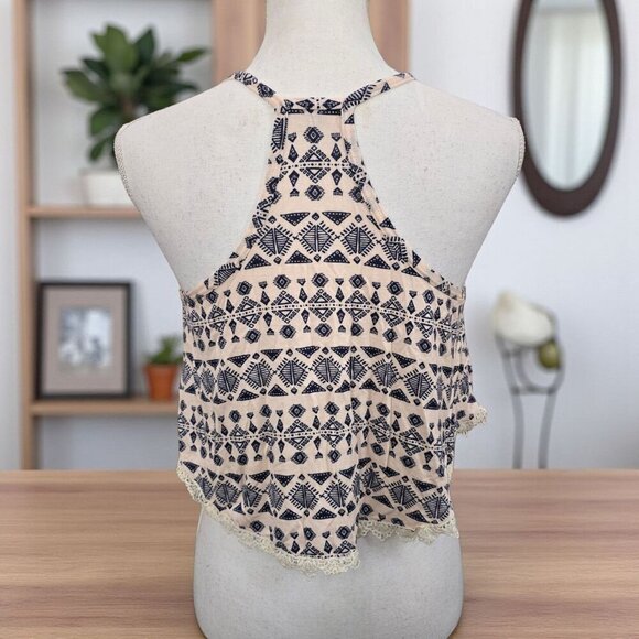 Charlotte Russe ✦ Sleeveless Boho Crop Top ✦ Navy Geometric Print & Lace Hem M - Picture 4 of 13